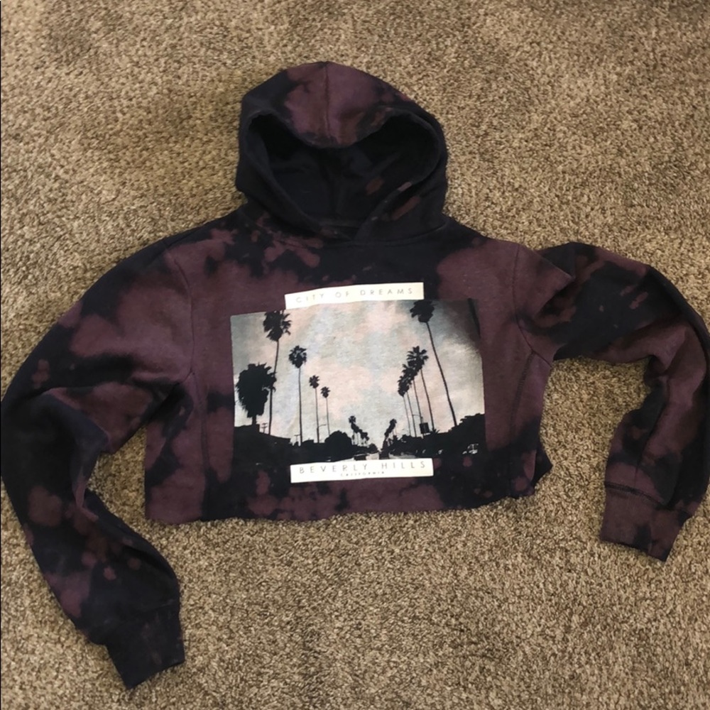 DIY cropped/bleached hoodie